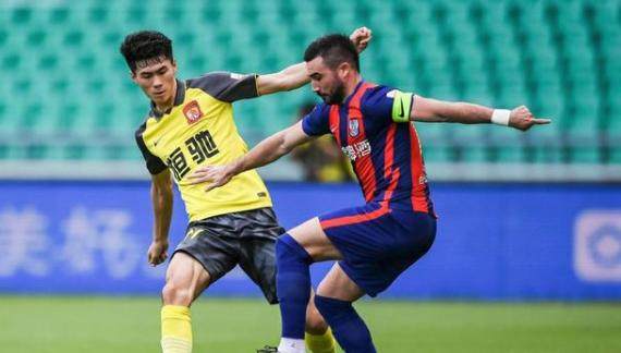 开云体育网址-【中超】高拉特2球艾克森传射 广州6比0屠杀青岛